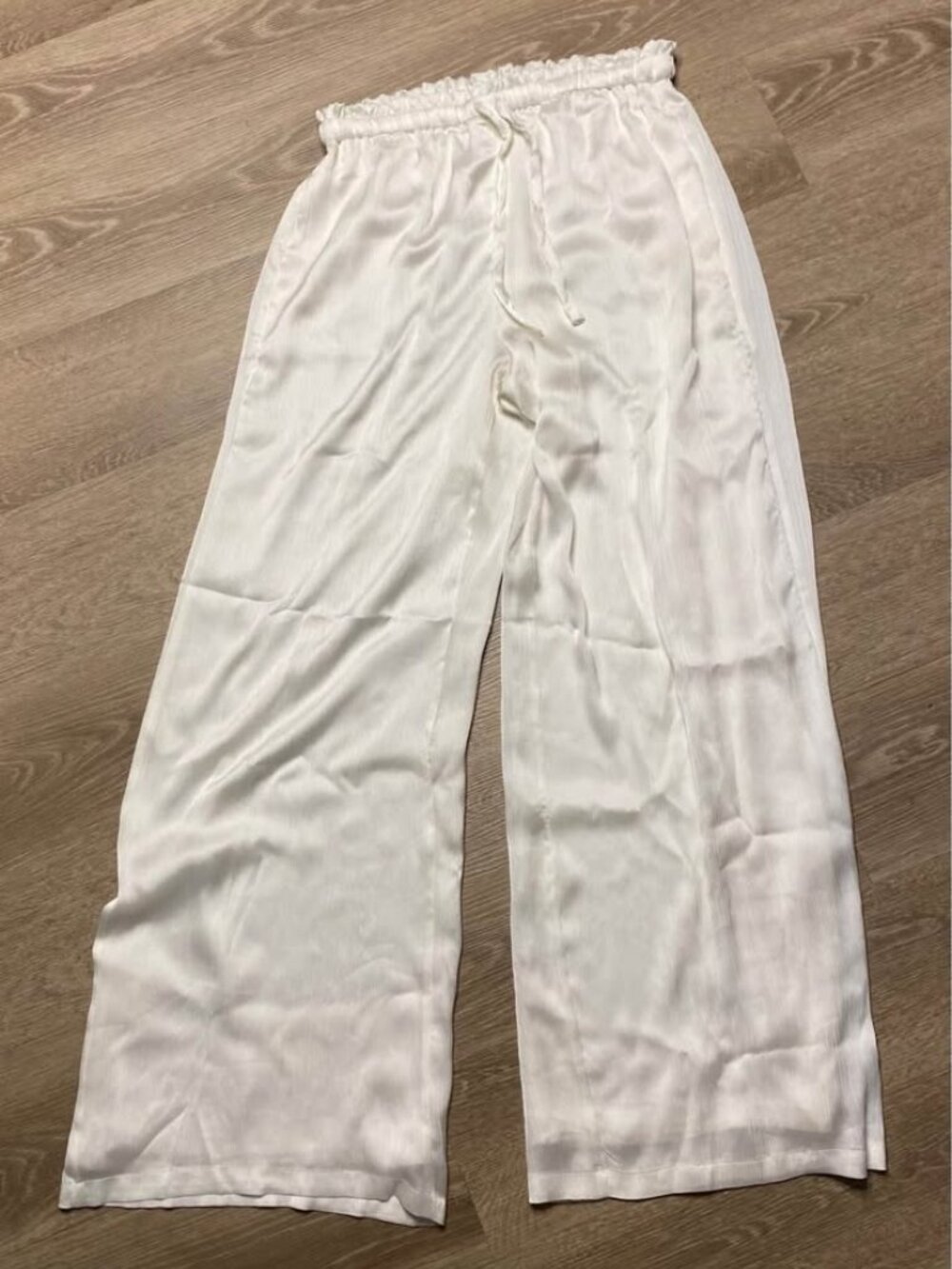 Chelsea & Violet Size Medium Buttery Ivory Linen Crepe Drawstring Vacation Pants - Picture 4 of 7